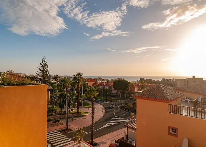Luxurious In Terrazas Del Duque Apartment Costa Adeje (Tenerife)