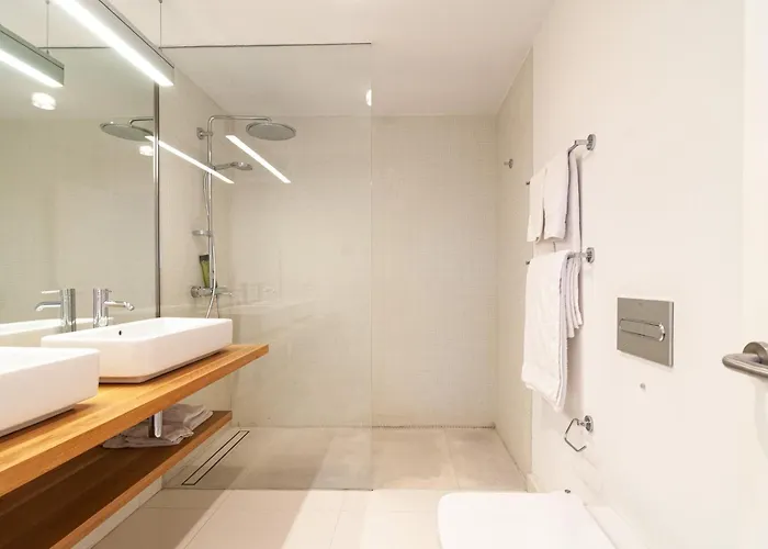 Luxurious In Terrazas Del Duque Apartment